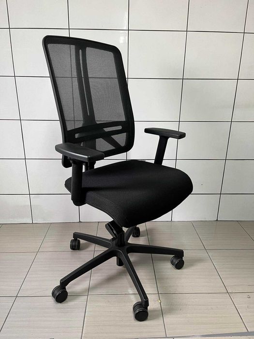 Fotel biurowy obrotowy Rim Flexi czarny okazja zobacz!