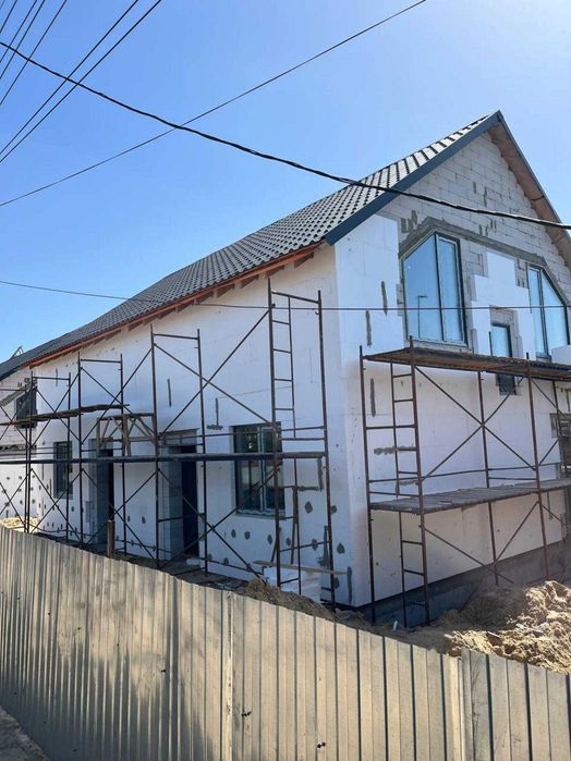 Продаж готових дуплексів в Бучі поблизу школи та Жд