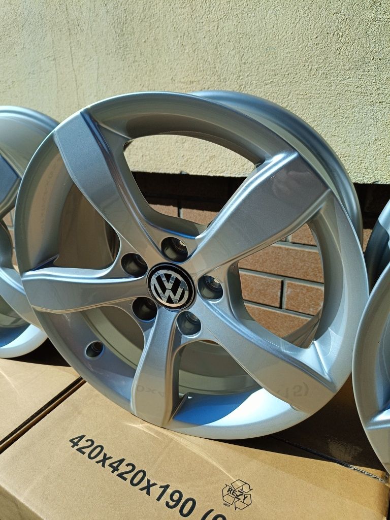 NOWE! Felgi Aluminiowe 15 Cali 5x100 6Jx15 ET29 - VW Polo Golf Bettle