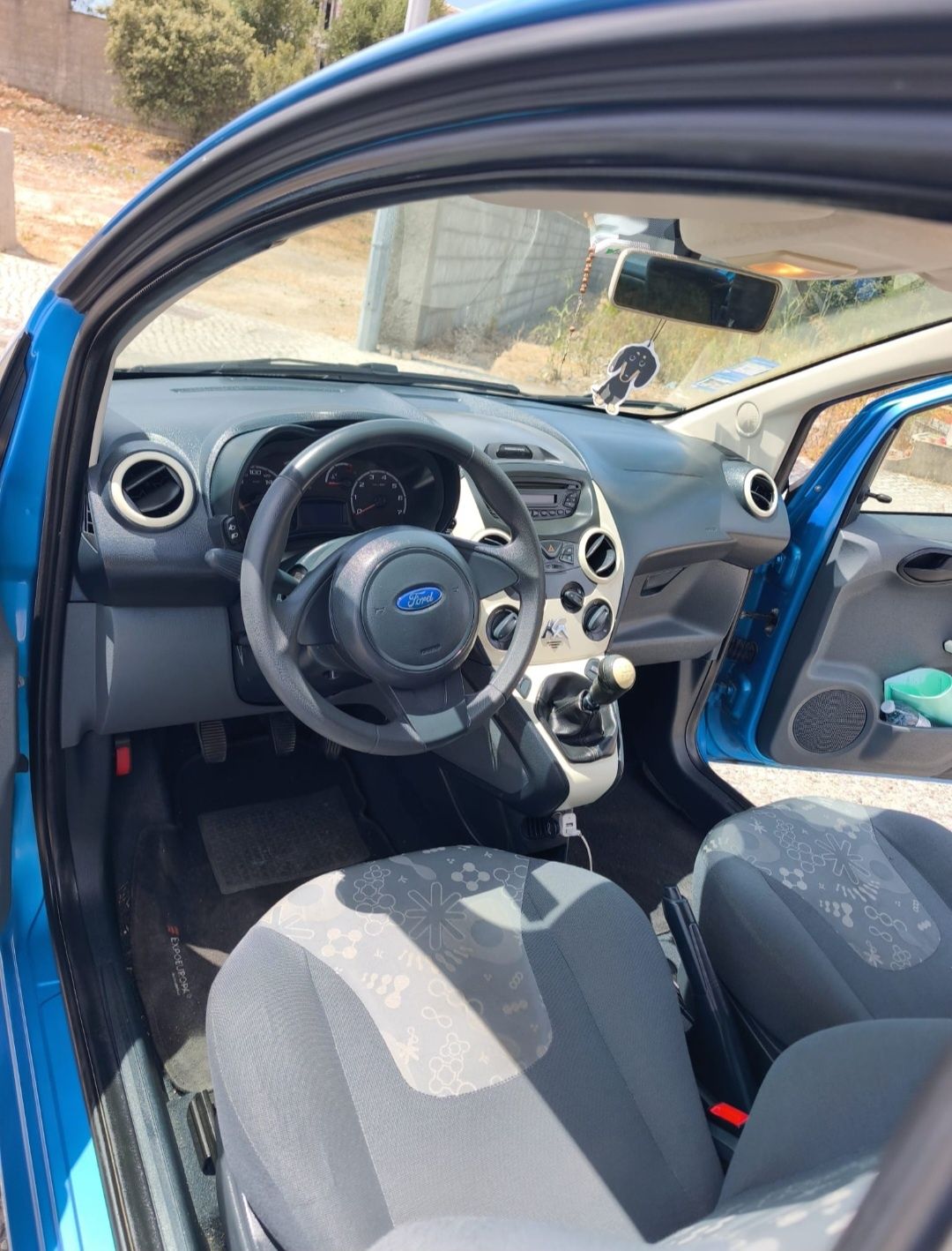 Ford ka impecável
