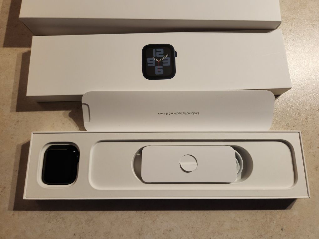 Apple Watch SE 2gen. GPS 40mm a2722 iCloud!