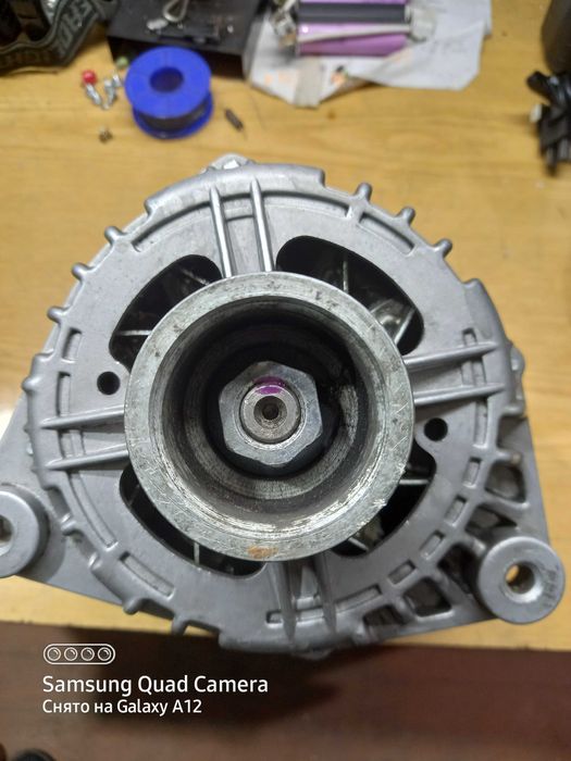 Генератор автомобільний