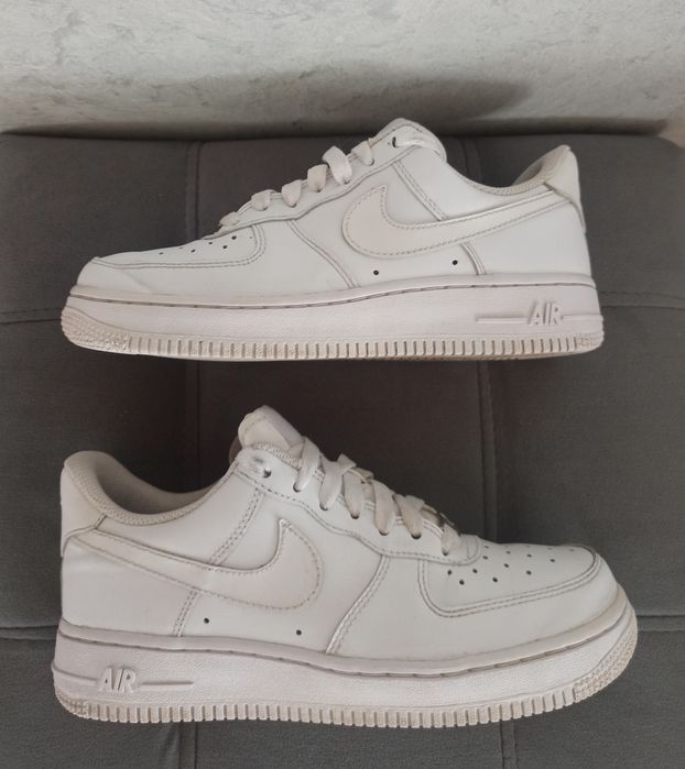 Кросівки Жіночі Nike Force Натуральна шкіра Оригінал Розмір 37-23,5см