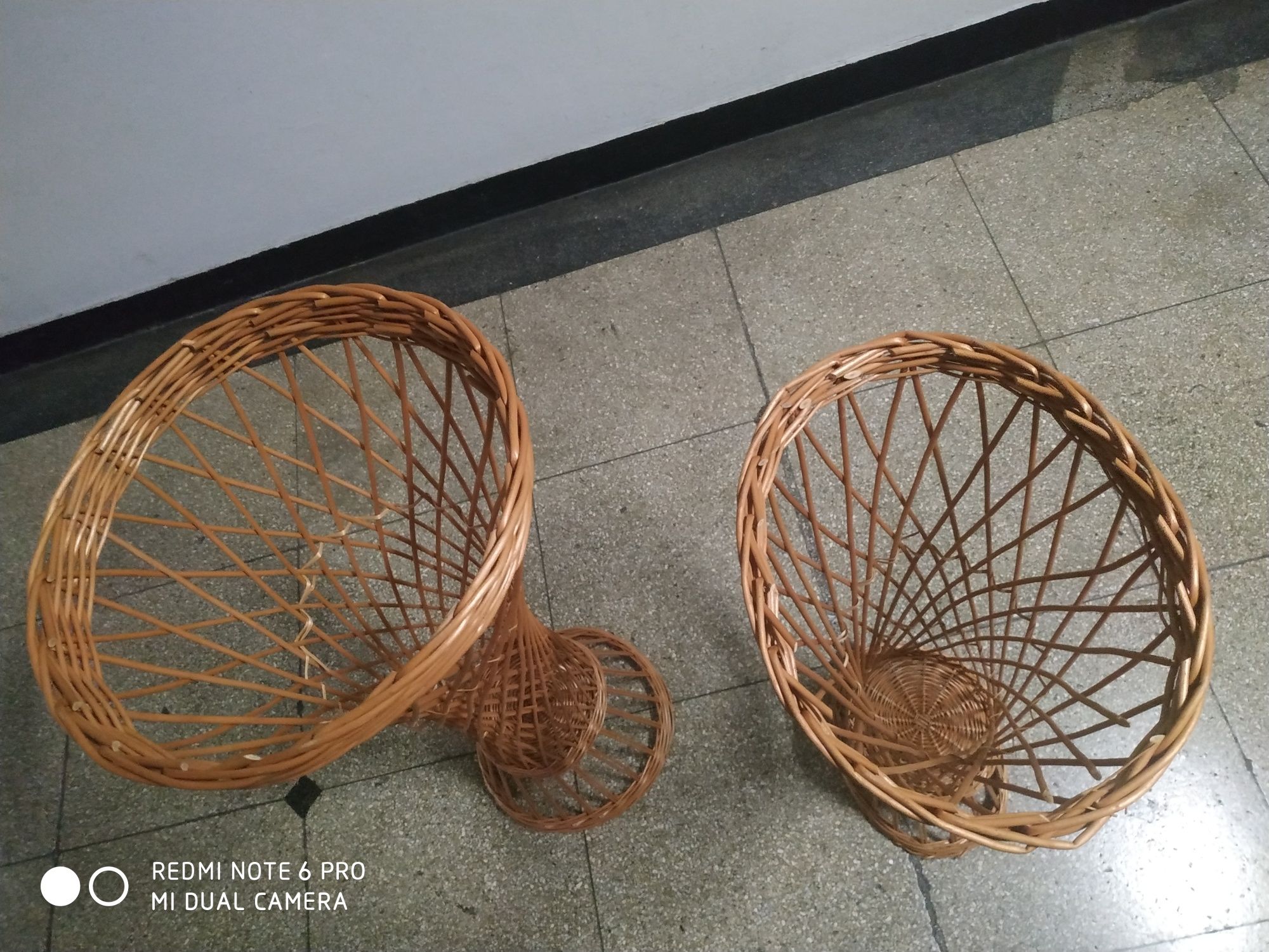 Kwietnik wiklinowy rattanowy (Wicker rattan flower stand)