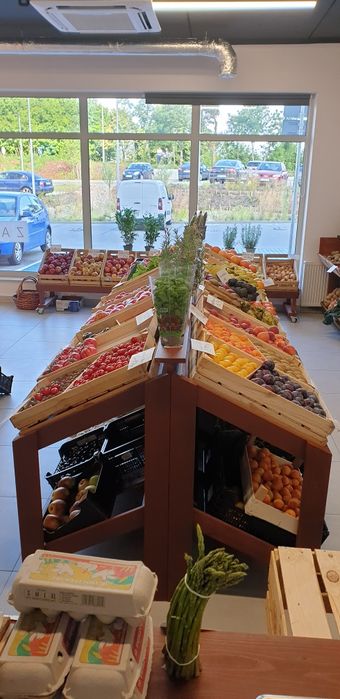 DOSTĘPNE OD RĘKI Wyspa JAŚ MINI warzywa owoce,na skrzynki.