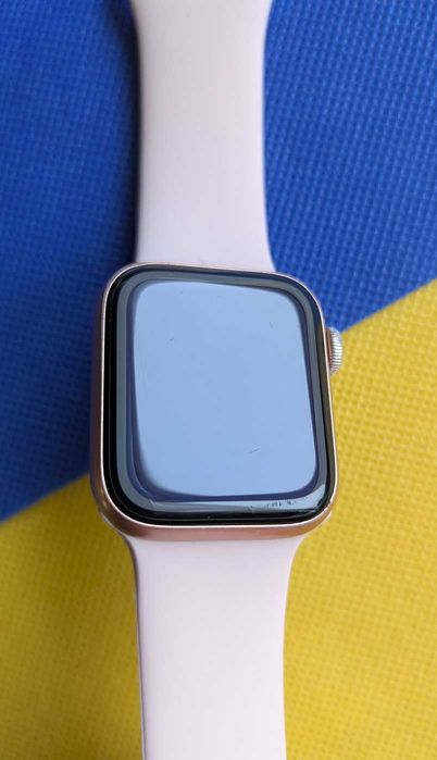 Все працює Apple Watch Series 5 40 Батарея 84%