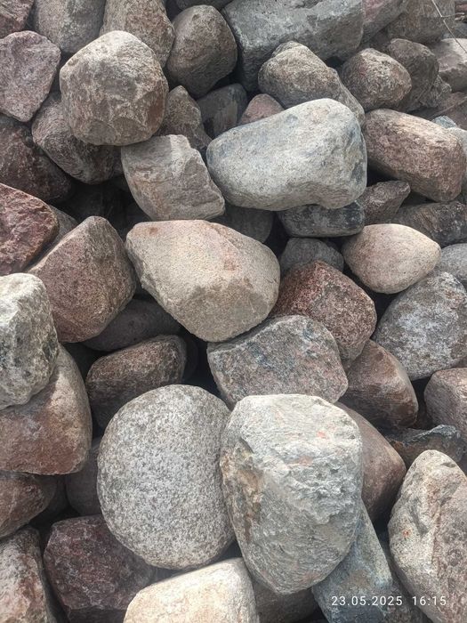 Kamień polny mały
