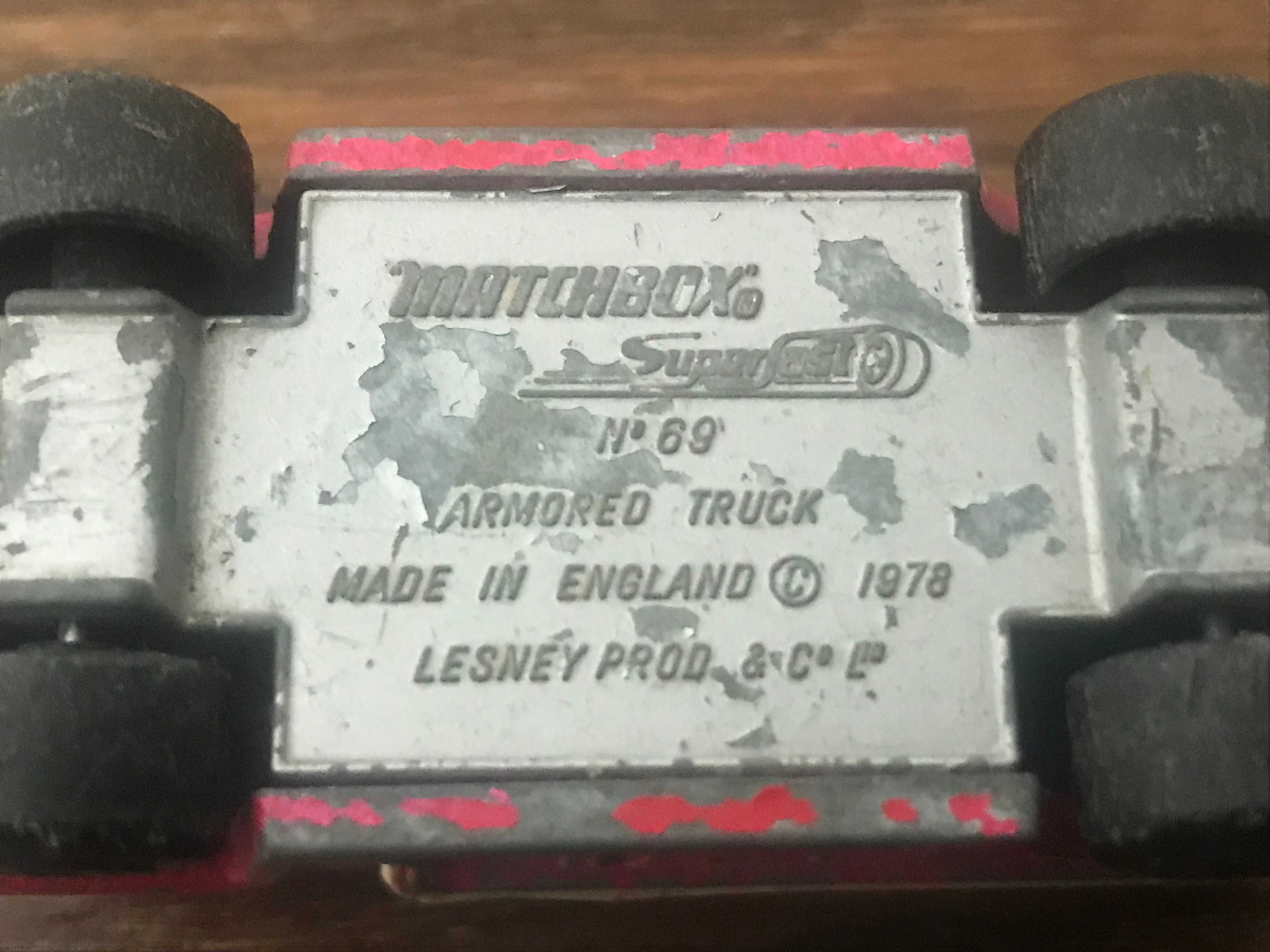 Matchbox Superfast No.69 Armored Truck resorak vintage prl