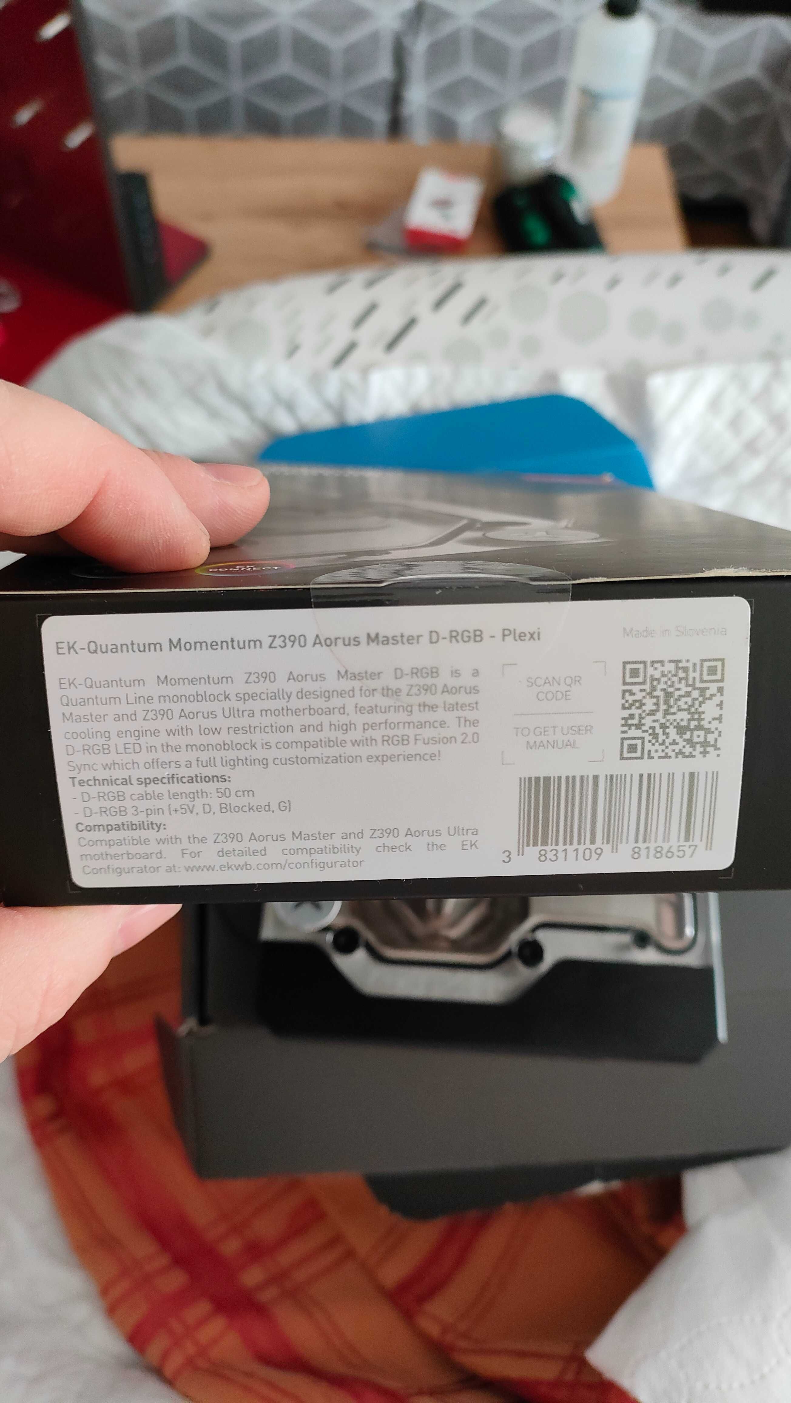 EK-Momentum Aorus Z390 Master D-RGB - Plexi blok chłodzenie wodne