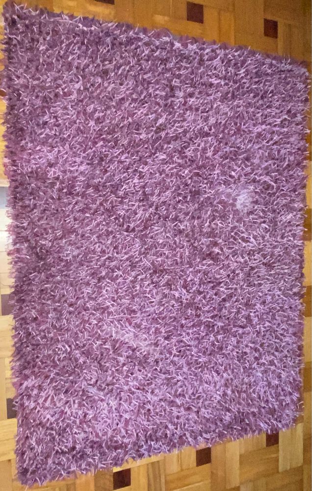 Vendo 3 carpetes em bom estado