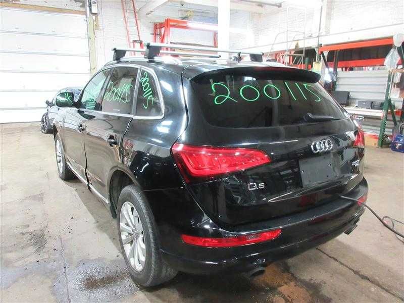 Капот та інше  Audi Q5 FY 8R розборка