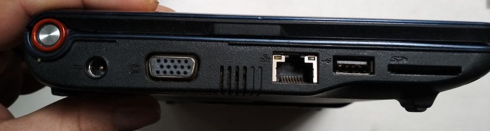 Ноутбук Acer Aspire One ZG5 (Intel Atom N270, 1 ГБ, 120 Гб HDD, WiFi,