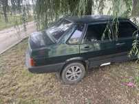 Продаеться авто , маленькое для семьи