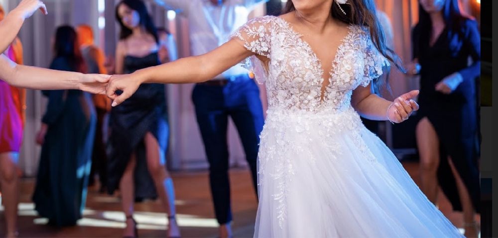 Suknia sukienka slubna koronka rozmiar m cekiny