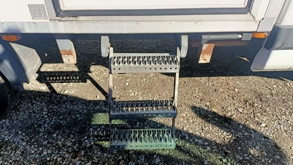 SCHODY DRABINKA KONTENER CHŁODNIA IZOTERMA IVECO DAILY