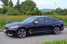 # Kia Stinger GT # 3.3 benzyna # 2017 # 4x4 #