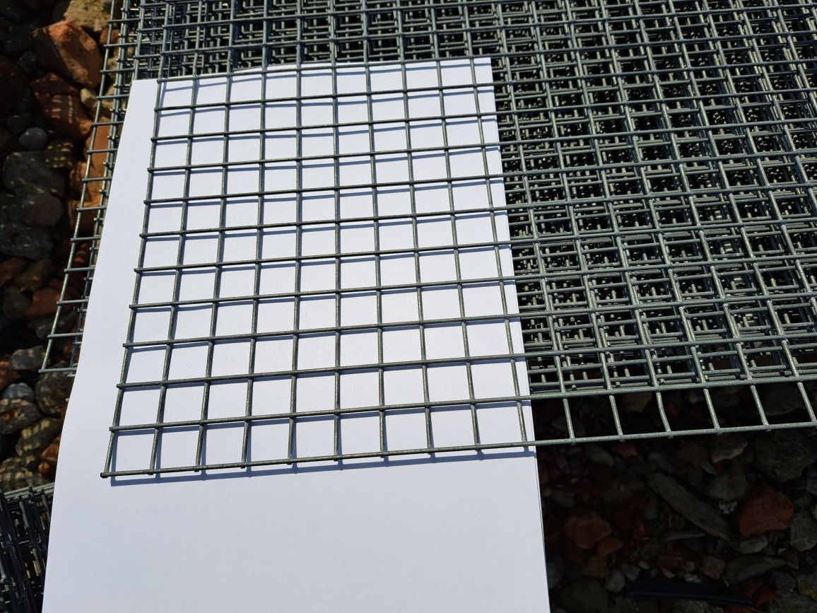 siatka zgrzewana,panel  100x200 cm oczko 20x20 mm fi 2 mm