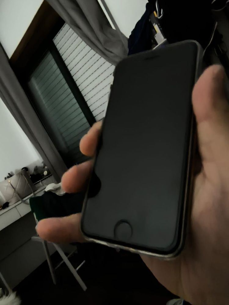 IPhone 7 bateria vicida