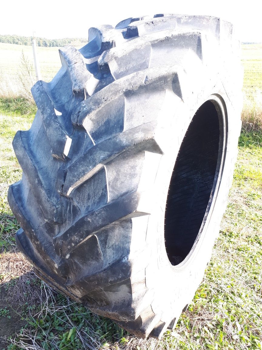 Ładna opona wzmocniona TRELLEBORG TM800  650/65 R - 38 (157D) 3.5bar