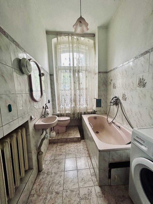 Продам 2-к.кв. по вул.Дубенська