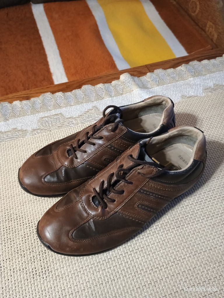 Buty męskie Camel Active rozm. 8,5 cm - skóra