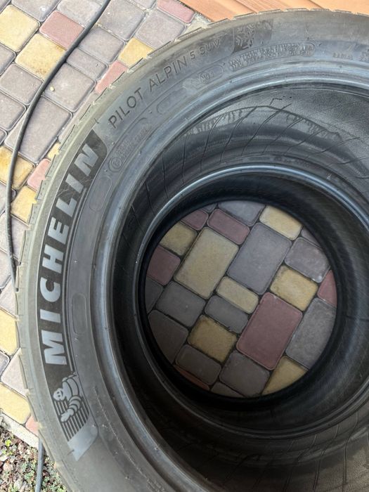 Продам зимнюю резину