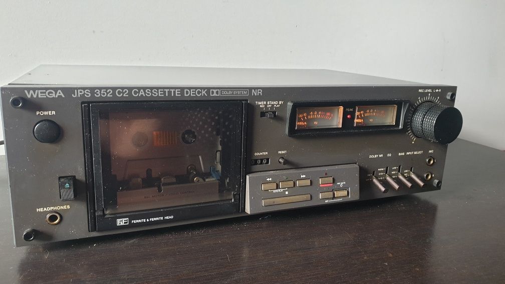 Magnetofon kasetowy Deck Wega JPS 352 C2