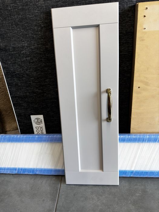 Front Ikea Lerhyttan