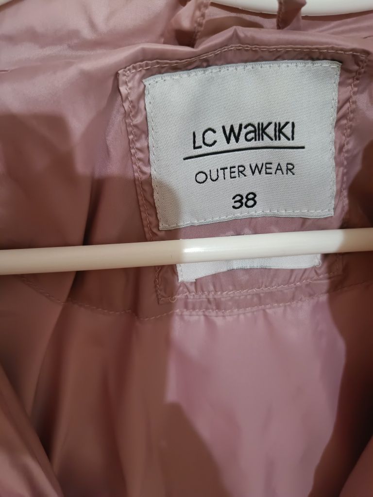 Куртка жіноча LC Waikiki 38