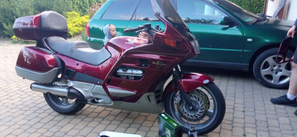 Motocykl Honda st 1100