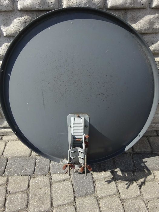 Meblościanka + dywan SHAGGY + antena z konwerterem + prostownik +..