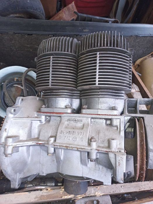 trabant запчастини до авто, двигун