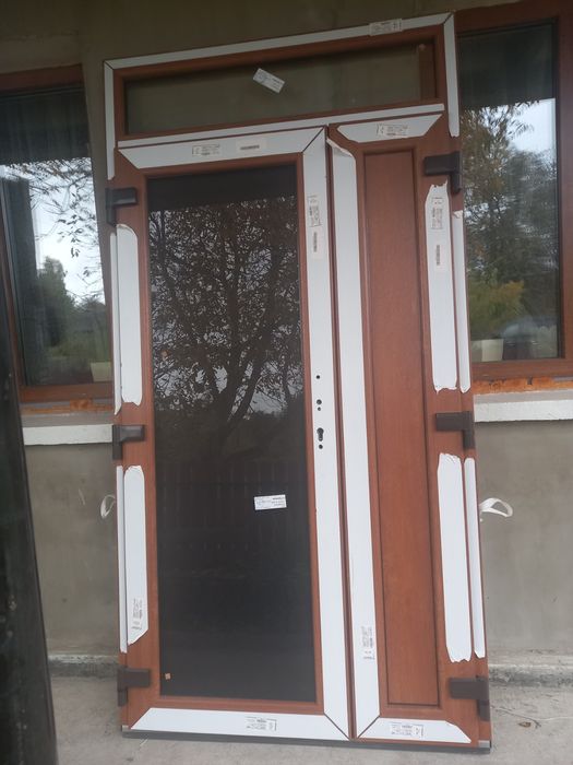 Двері металопластикові