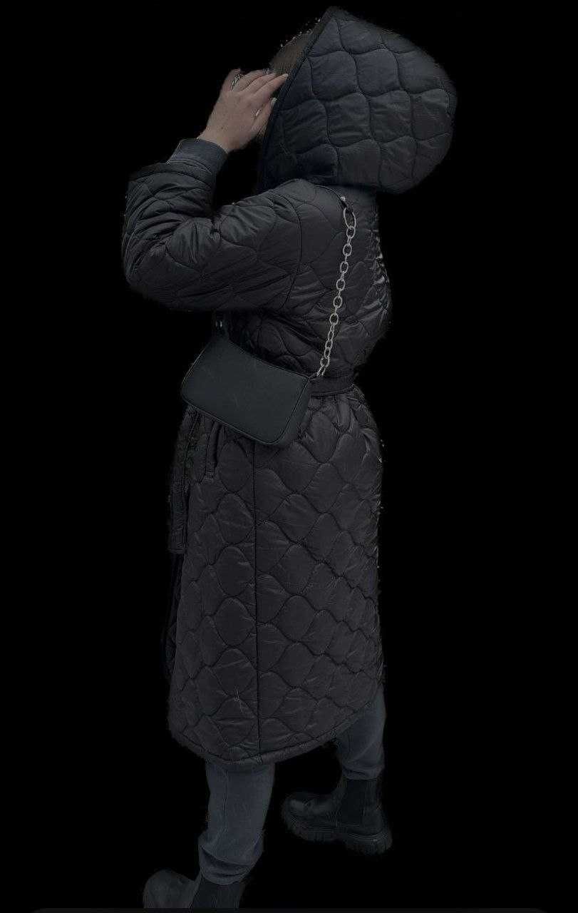 Жіноче демісезоне приталене пальто M-Fashion.