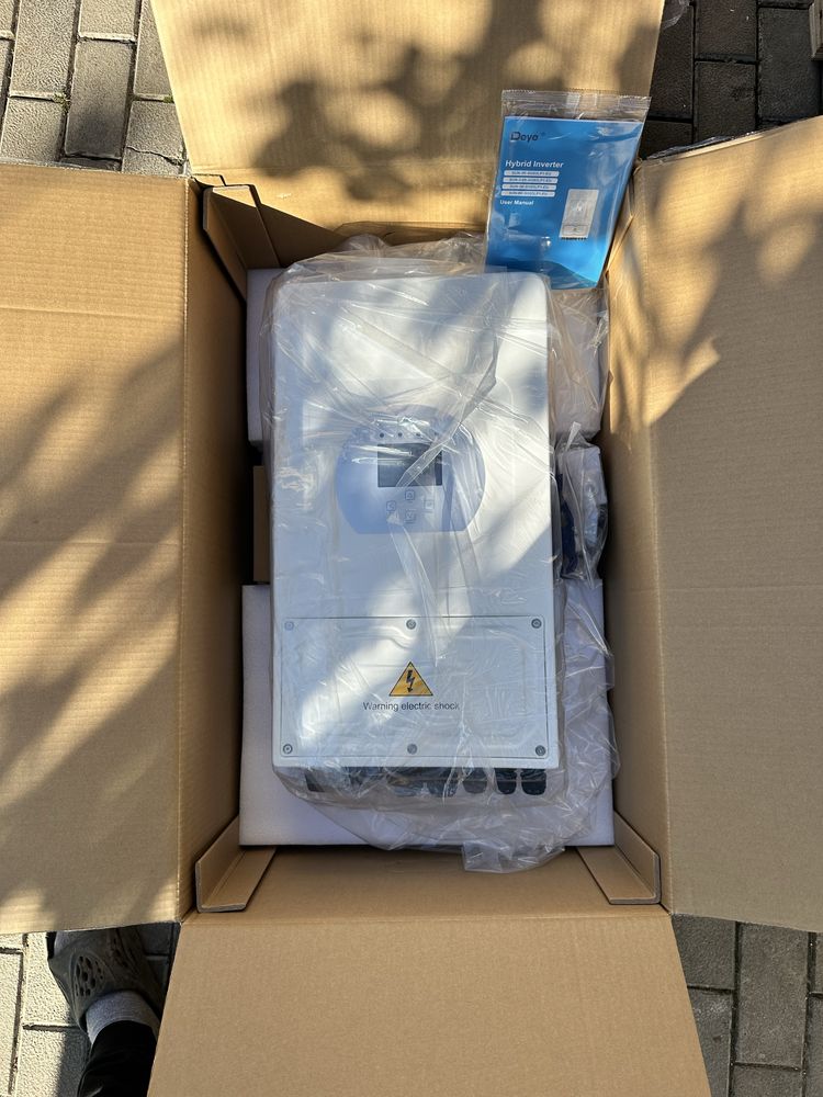 Гібридний інвертор Deye SUN-6K-SG03LP1-EU