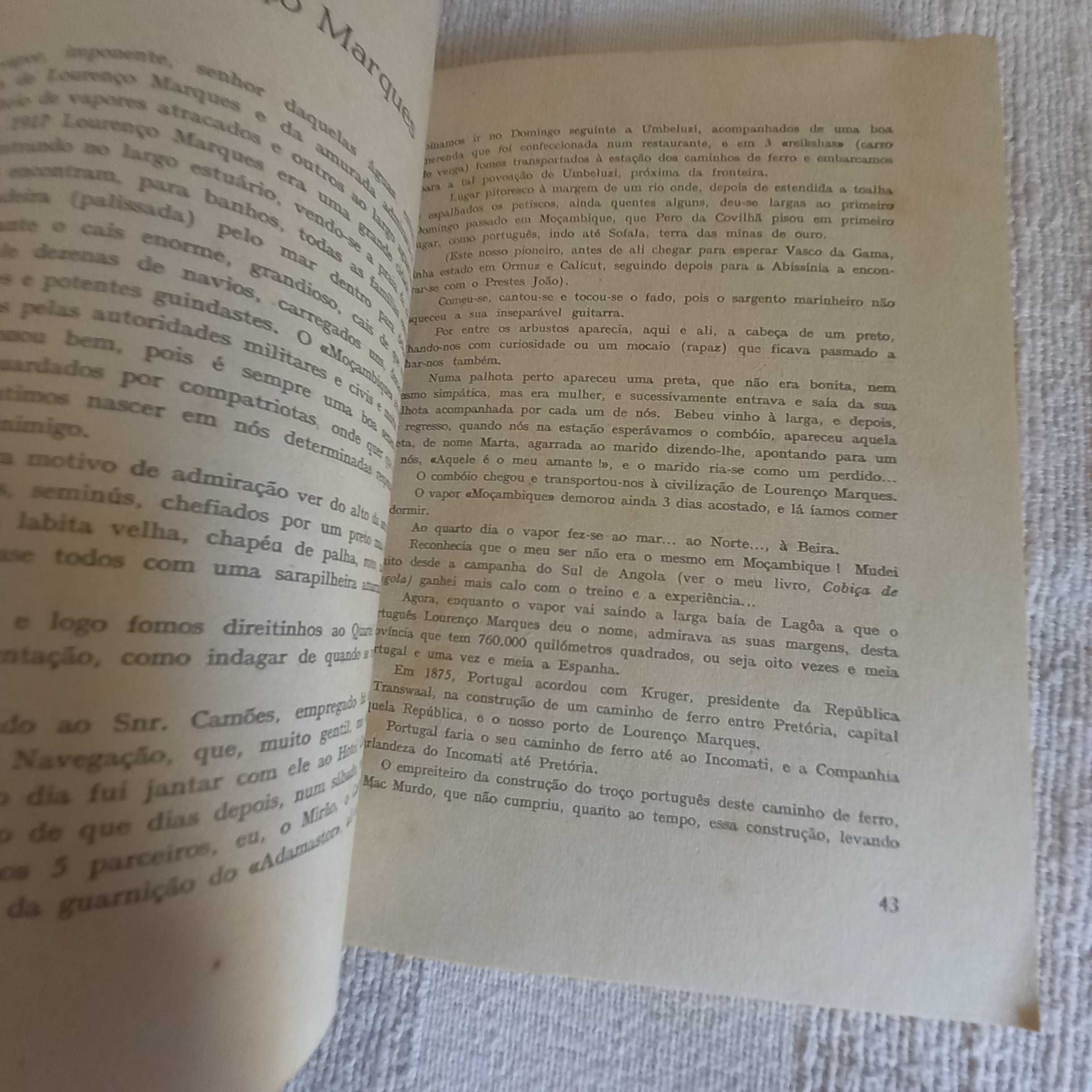 Livro antigo sobre Moçambique