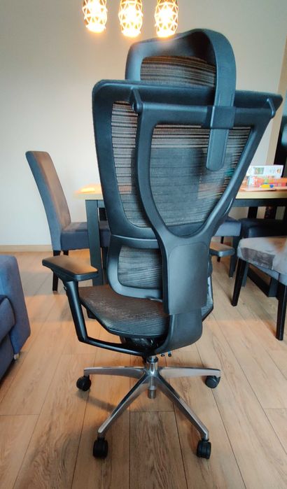 Fotel biurowy ergonomiczny Grospol IOO BS KMD31