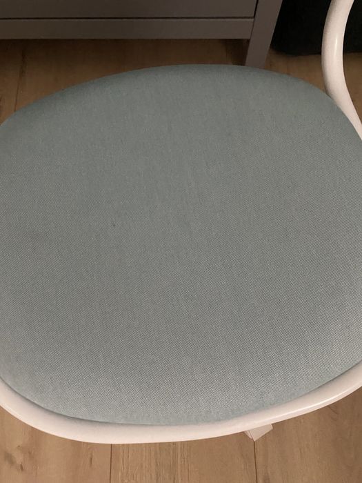 Krzesło obrotowe do biurka dla dziecka