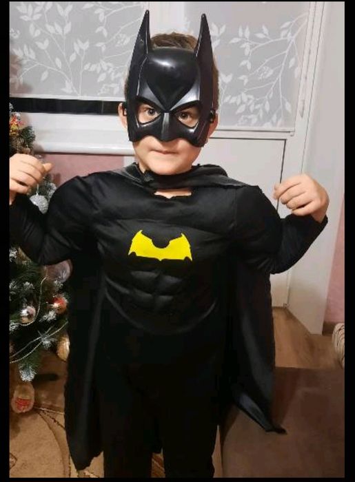 Карнавальні костюми Прокат