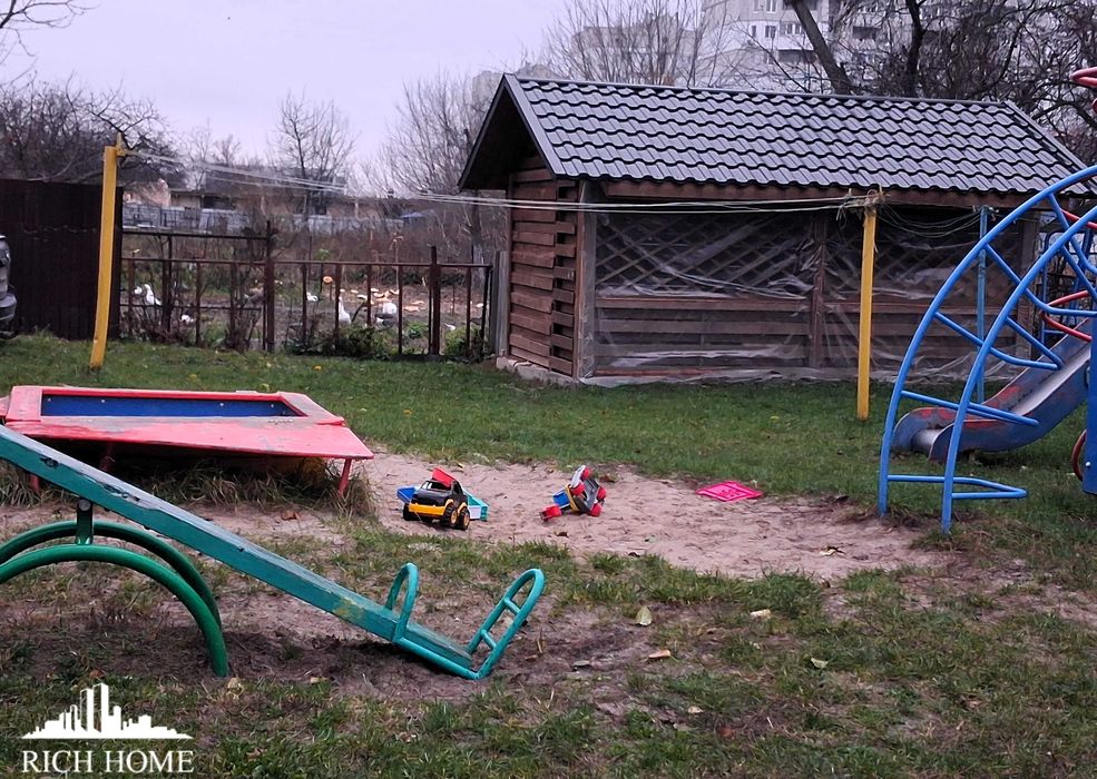 вул. Володимирівська. Міні 2к квартира з ремонтом. Терміновий продаж