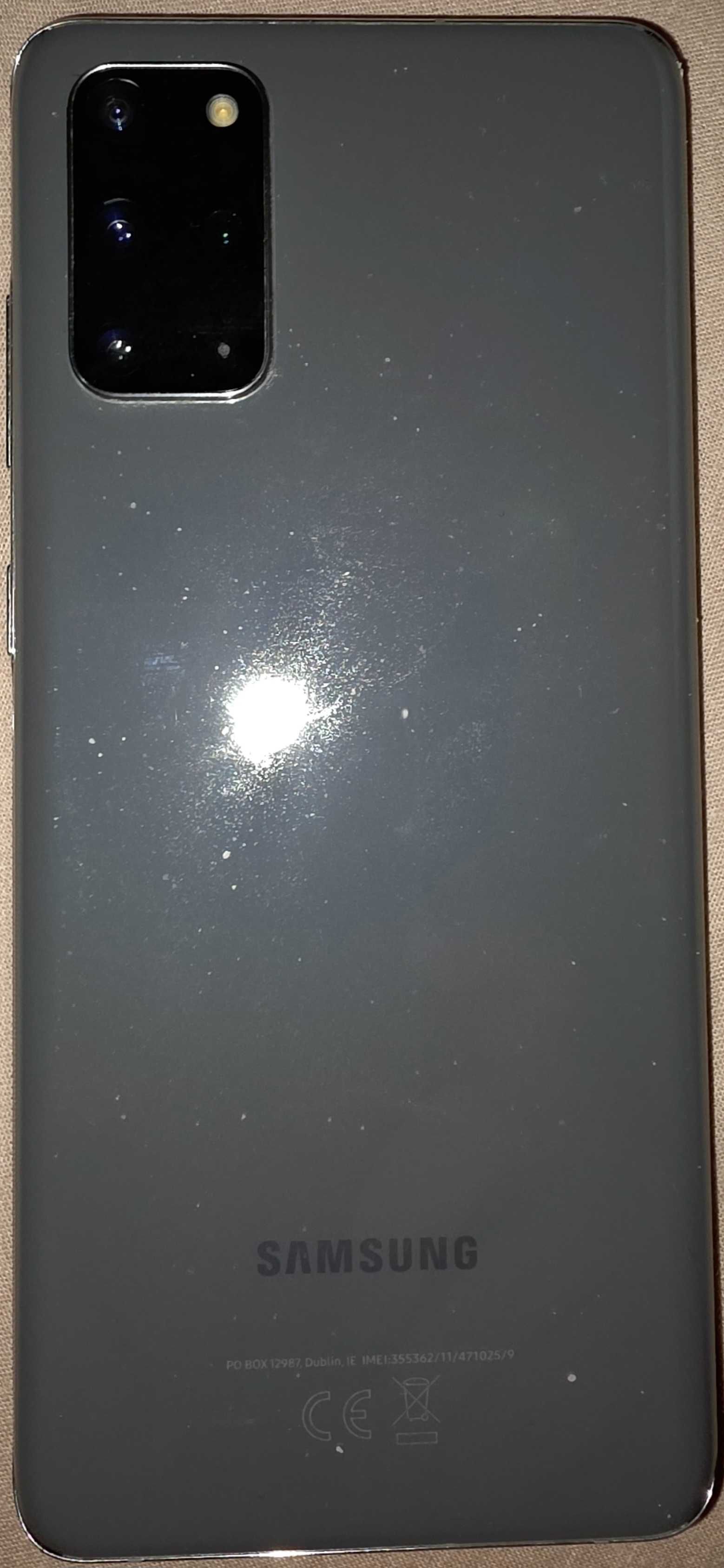 SAMSUNG S20 plus