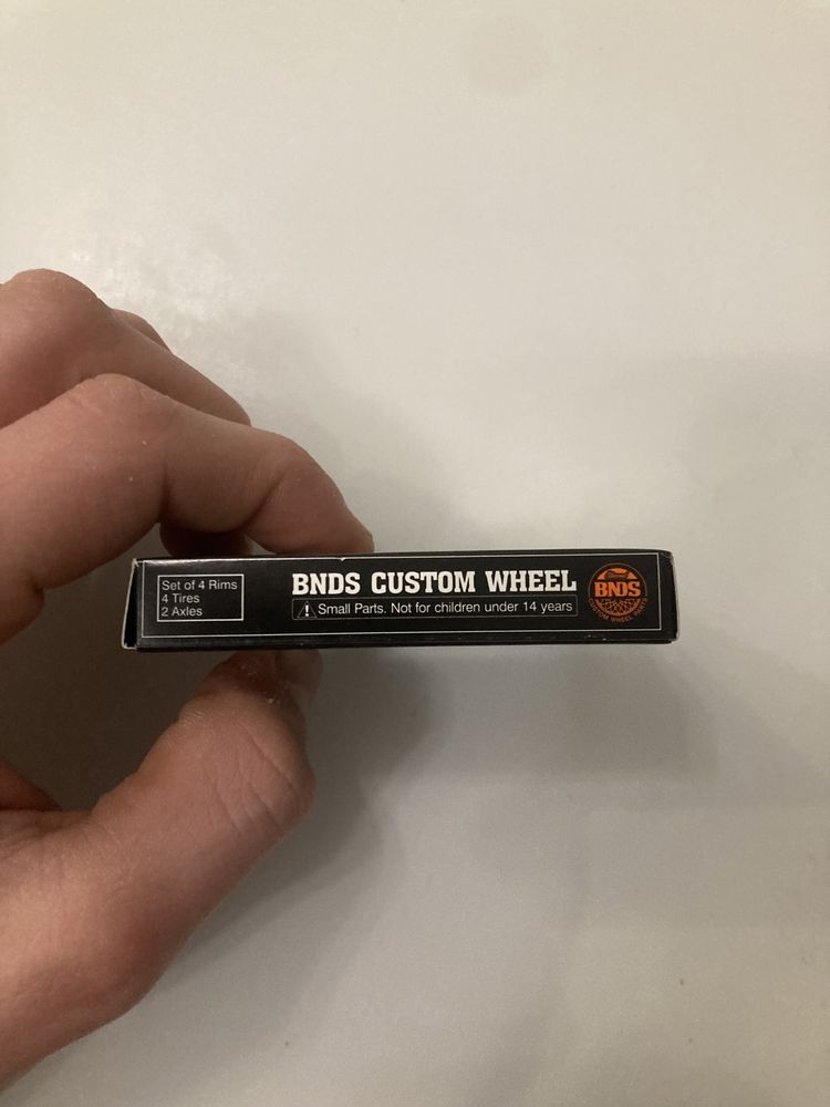 Gumowe koła 1:64 BNDS 8,0-9,8mm hot wheels custom tuning
