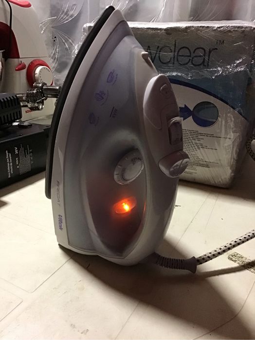 Электрический утюг