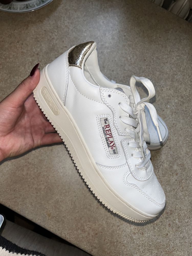 Buty biały nowe
