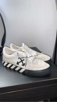 Off-White low vulcanized