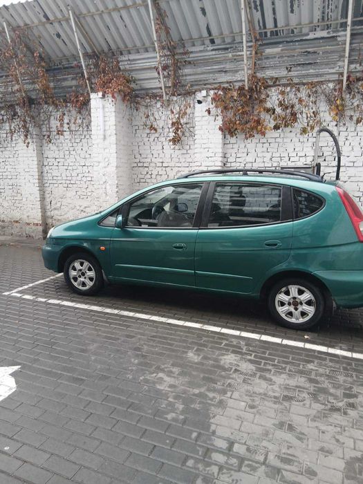 Продам Шевроле Такума