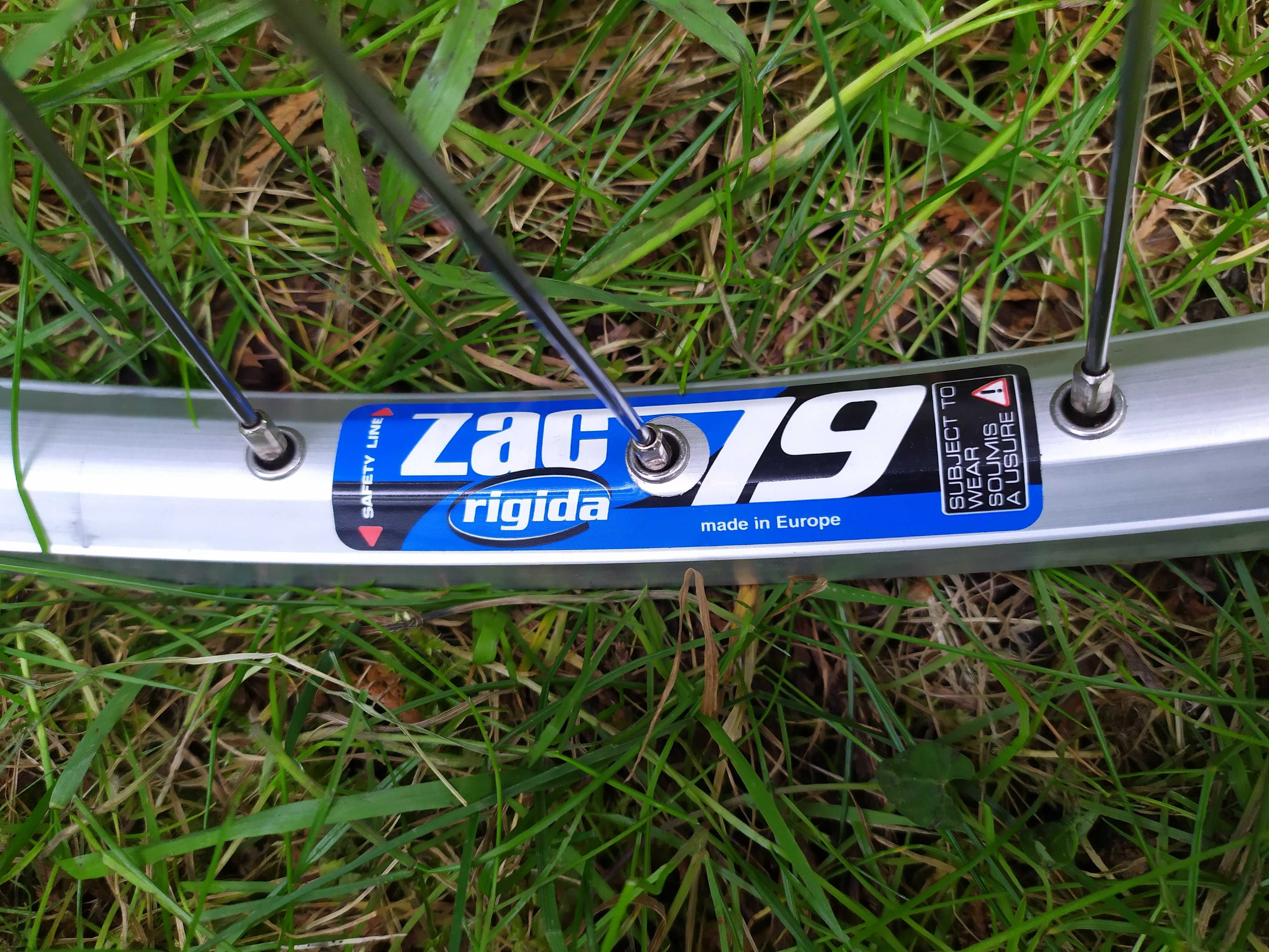 Shimano DEORE HB-M530 koło przednie 26'' Rigida ZAC19 Nowe Polecam