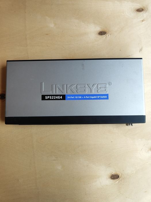Комутатор Cisco (Linksys) SPS224G4 Комутатор
