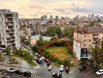 Продаж земельної ділянки в центрі міста