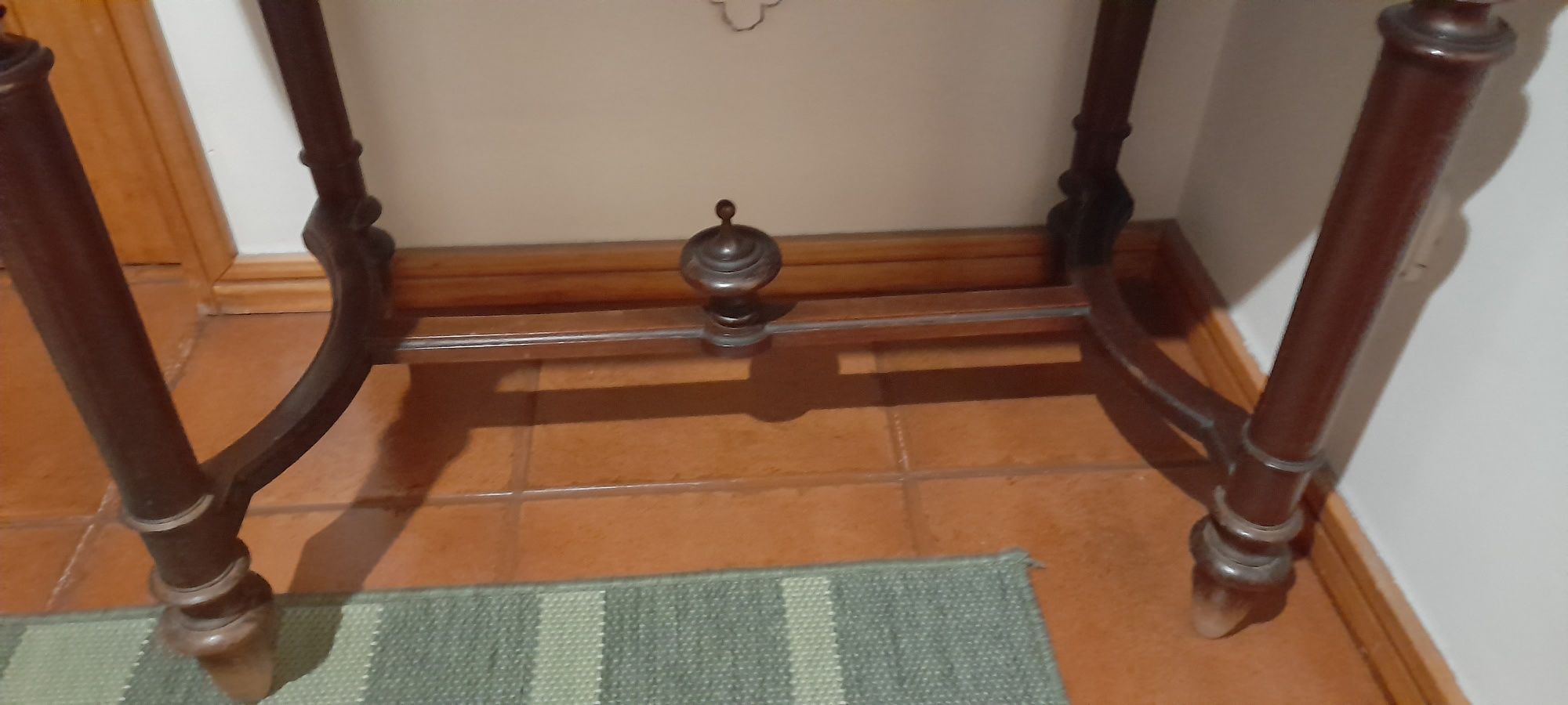 Mesa de Apoio em madeira